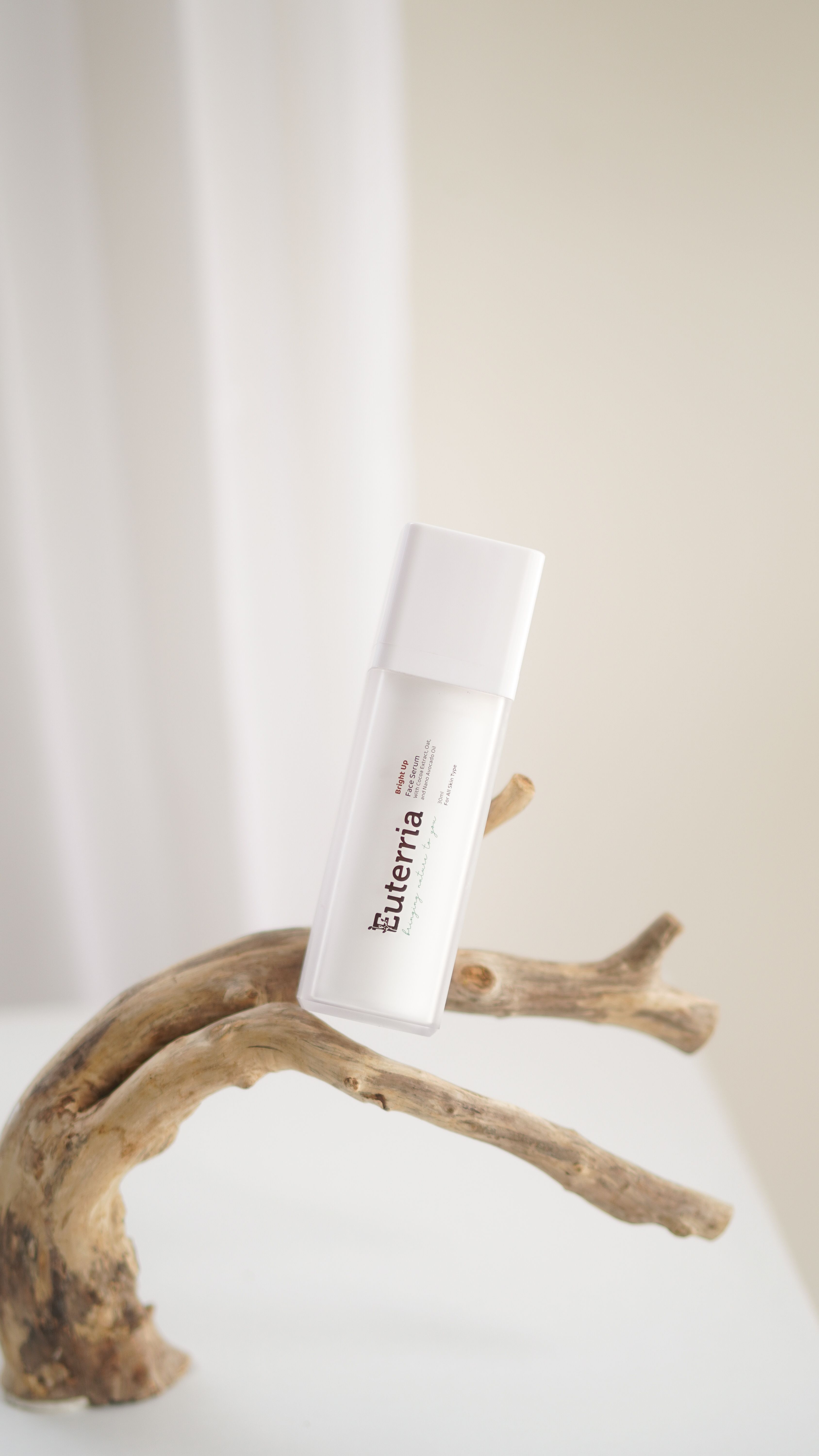 EUTERRIA BRIGHT UP FACE SERUM